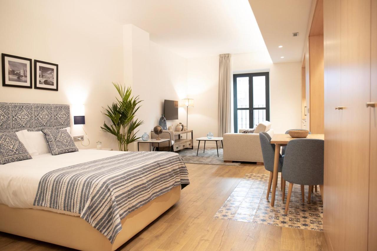 Nqn Aparts & Suites Sevilla Exteriér fotografie