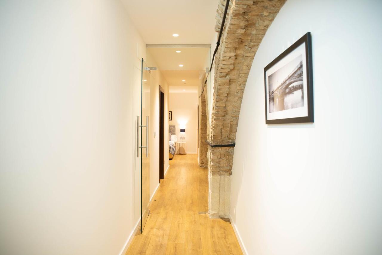 Nqn Aparts & Suites Sevilla Exteriér fotografie