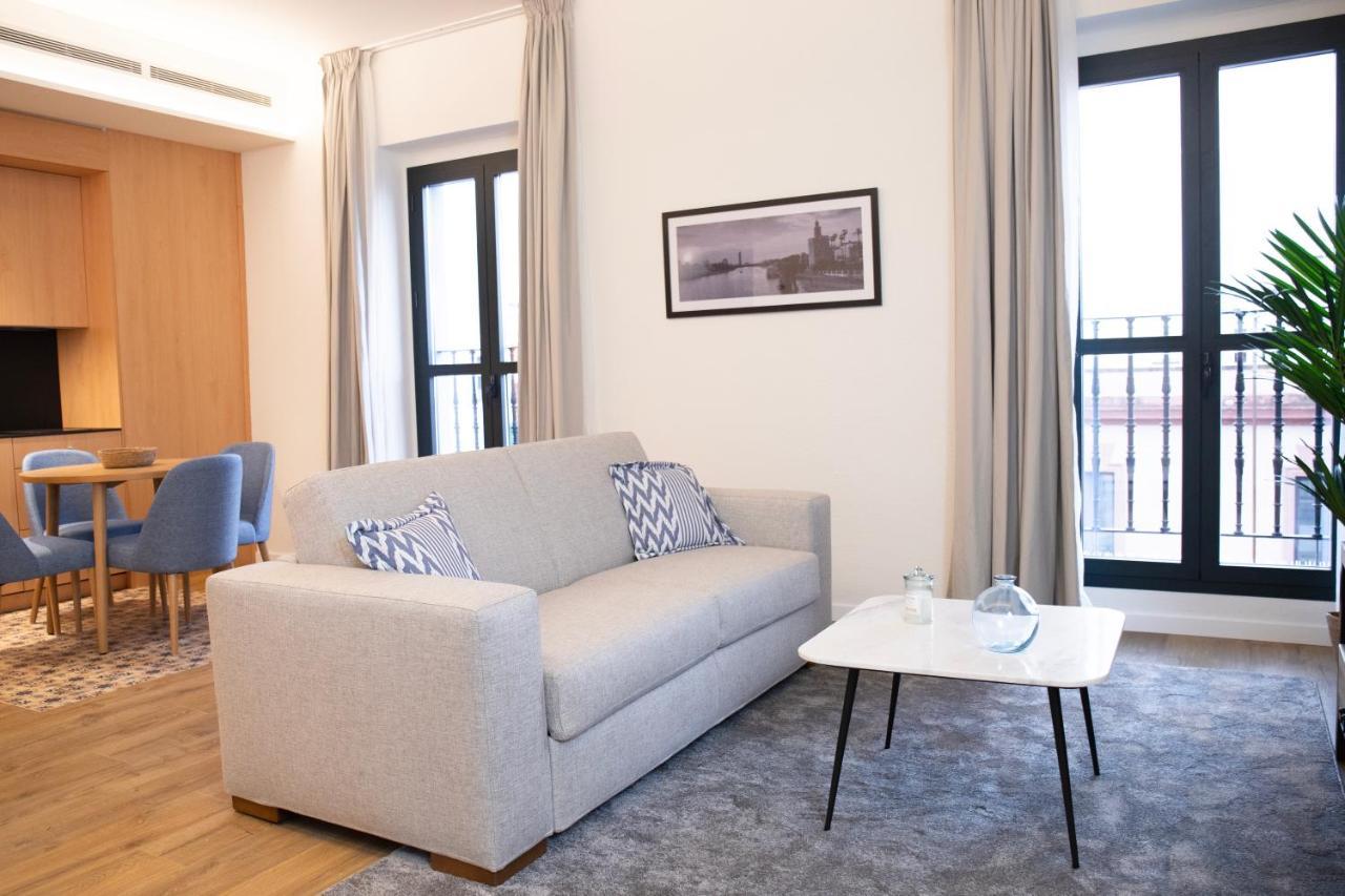 Nqn Aparts & Suites Sevilla Exteriér fotografie