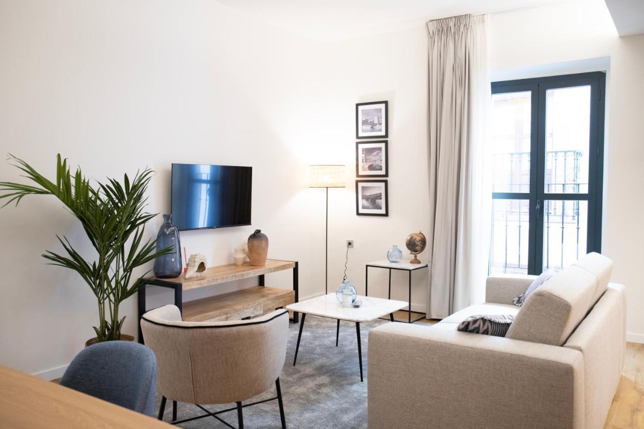 Nqn Aparts & Suites Sevilla Exteriér fotografie